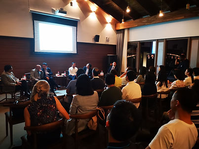 200人國際論壇演講