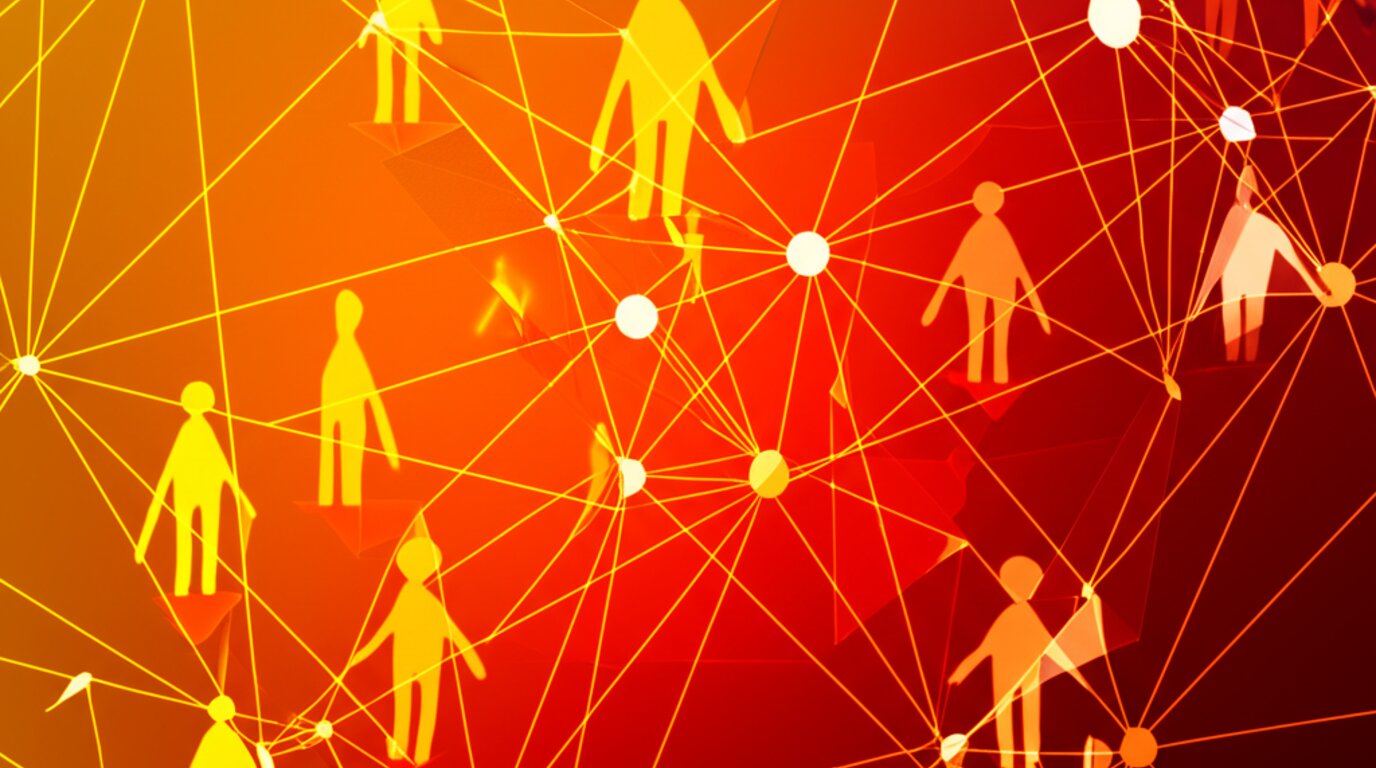 親密組織中的聯盟不穩定性：從博弈論、制度經濟學與人類學的跨域分析